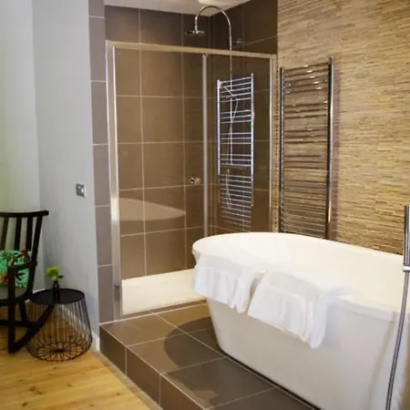 Manoir Du Moulin بيت للعطل *