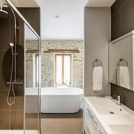 Manoir Du Moulin بيت للعطل *