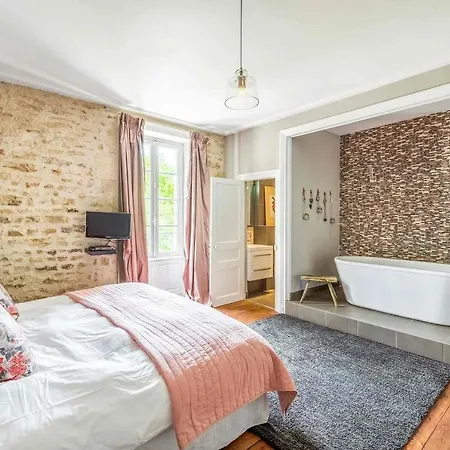 بيت للعطل Manoir Du Moulin