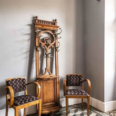 Manoir Du Moulin بيت للعطل سانت إيرْمين