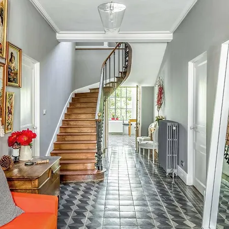 Manoir Du Moulin بيت للعطل *